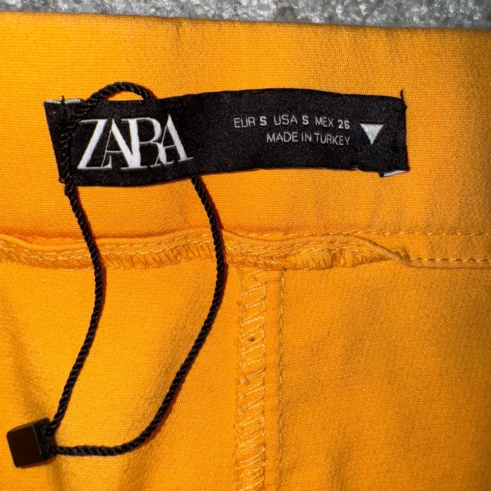 Zara Women's Canary Yellow Flared Leg Pants Trousers Size Small - Picture 3 of 7